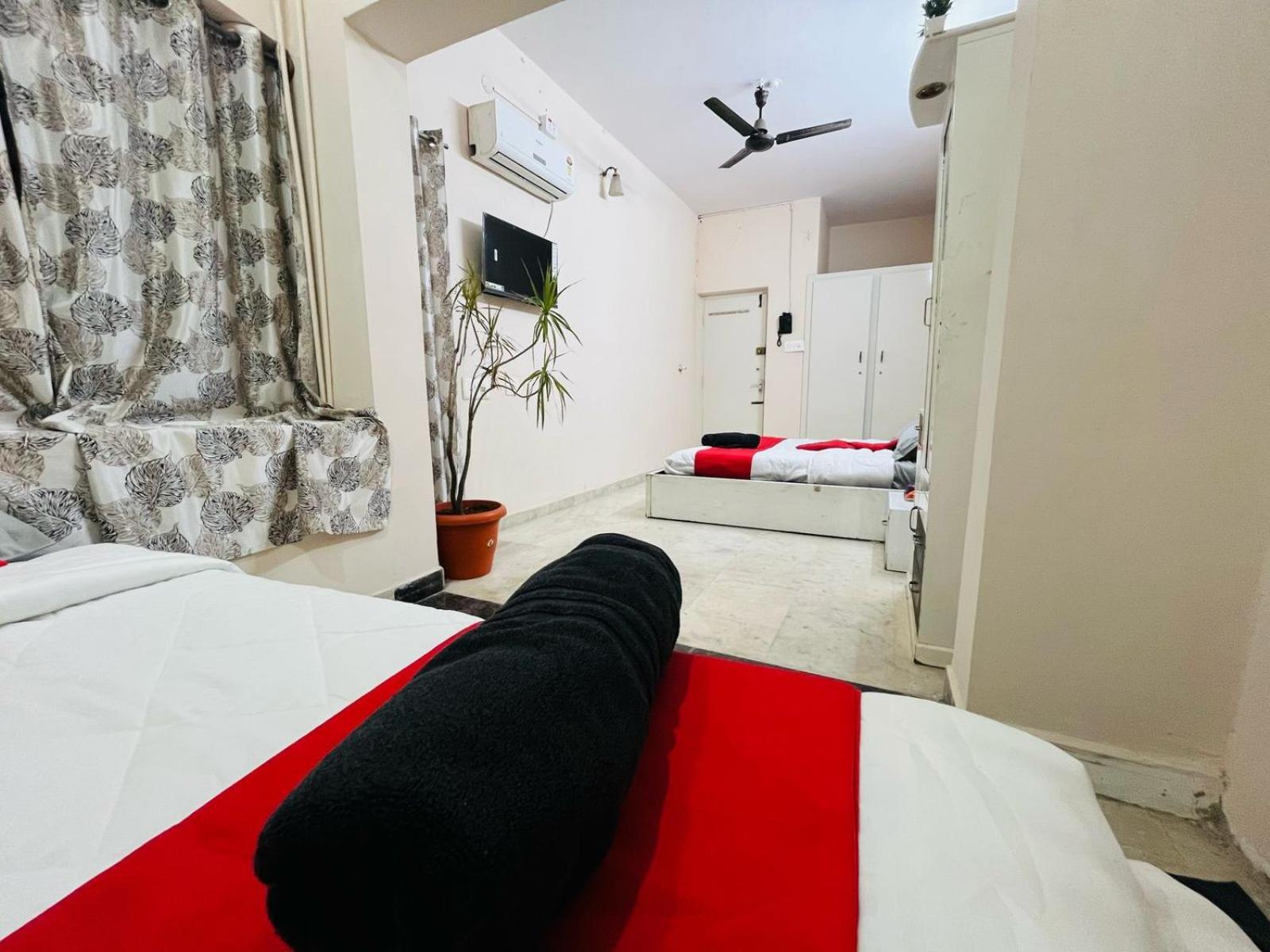 Adh Hazel Wood Hotel Mysore Luaran gambar